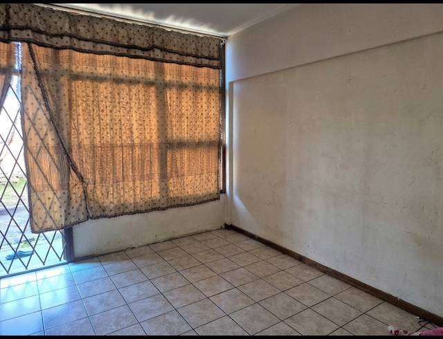 2 BEDROOM APARTMENT FOR SALE IN SOUTHERNWOOD